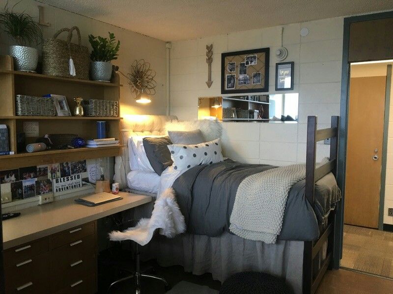 use simple color for dorm.