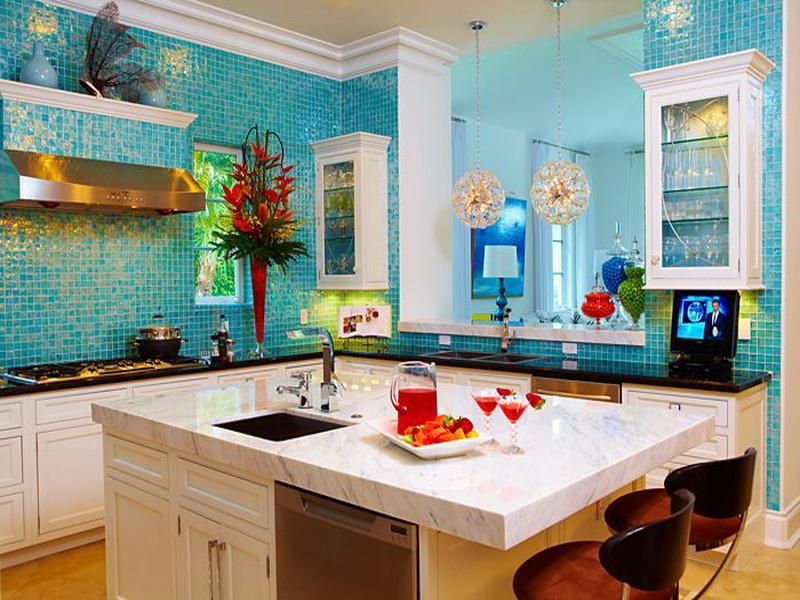 Blue color is perfect to make the kitchen great