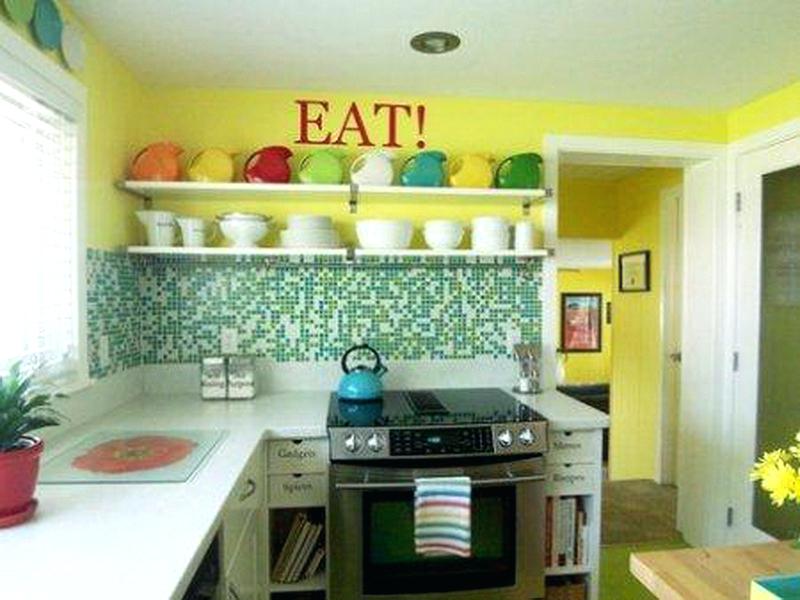 Green colors is suitable for the kitchen.