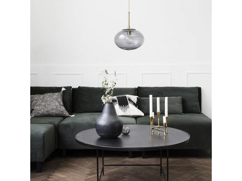 circle pendant lamp to make your room look interesting.