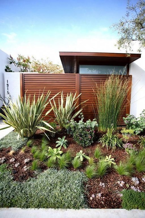 Inspiring And Simple Front Yard Landscaping Design Ideas That You Must See