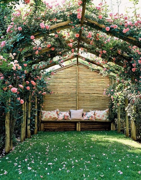 How To Create A Secret Garden Design Ideas In Backyard? Get Inspiring Tips Here