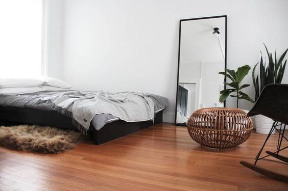minimalist men bedroom