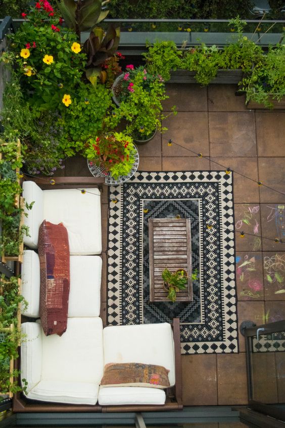 cozy rooftop garden