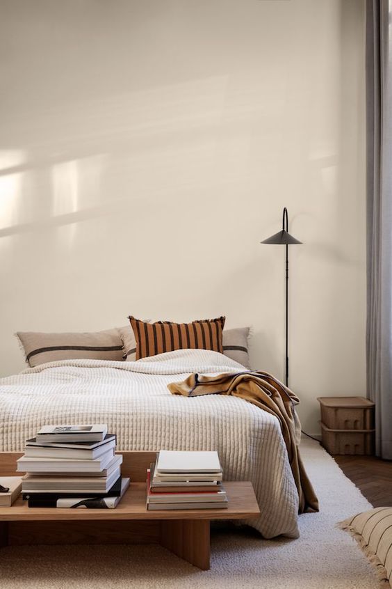 beautiful minimalist bedroom