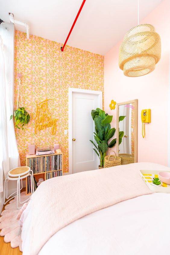 yellow retro bedroom decors