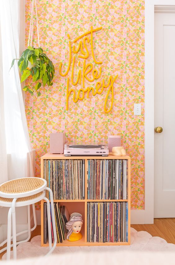 vintage yellow wallpaper